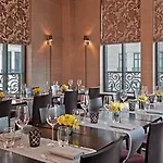 Waldorf Astoria Chicago