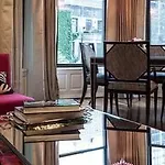 Hotel Celeste Celebrity