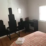 Homestay Hollywood Llc