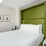 Express - Magnificent Mile By Ihg