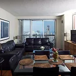 The Penthouse At Grand Plaza Aparthotel Chicago