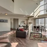 The Penthouse At Grand Plaza Aparthotel Chicago