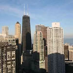 Aparthotel The Penthouse At Grand Plaza Chicago