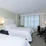Hampton & Chicago-downtown