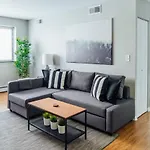 1br Stylish Apartment, Perfect For Getaway - Oakdale 201 Apartment Chicago