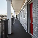 Motel Carlton Midway