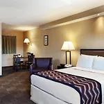 Carlton Midway Motel