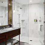 Sophy Hyde Park 4*