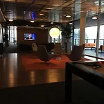 Corporate Suites In The Heart Of Magnificent Mile
