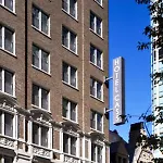 Hotel Express - Magnificent Mile By Ihg Chicago