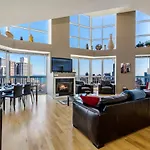 The Penthouse At Grand Plaza