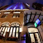 Express - Magnificent Mile By Ihg Hotel 3*