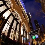 Express - Magnificent Mile By Ihg Hotel Chicago
