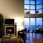 Aparthotel The Penthouse At Grand Plaza