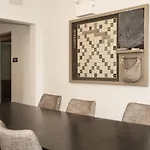 Stay Gia Modern Luxury Suites Near Loyola University
