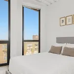 Stay Gia Modern Luxury Suites Near Loyola University