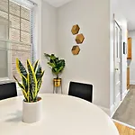 Cool 2br Close To Fun - Grace 2 Apartment