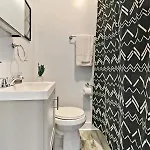 Cool 2br Close To Fun - Grace 2 Chicago