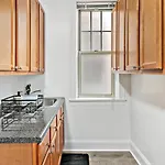 Cool 2br Close To Fun - Grace 2