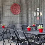 Carlton Midway Motel 2*