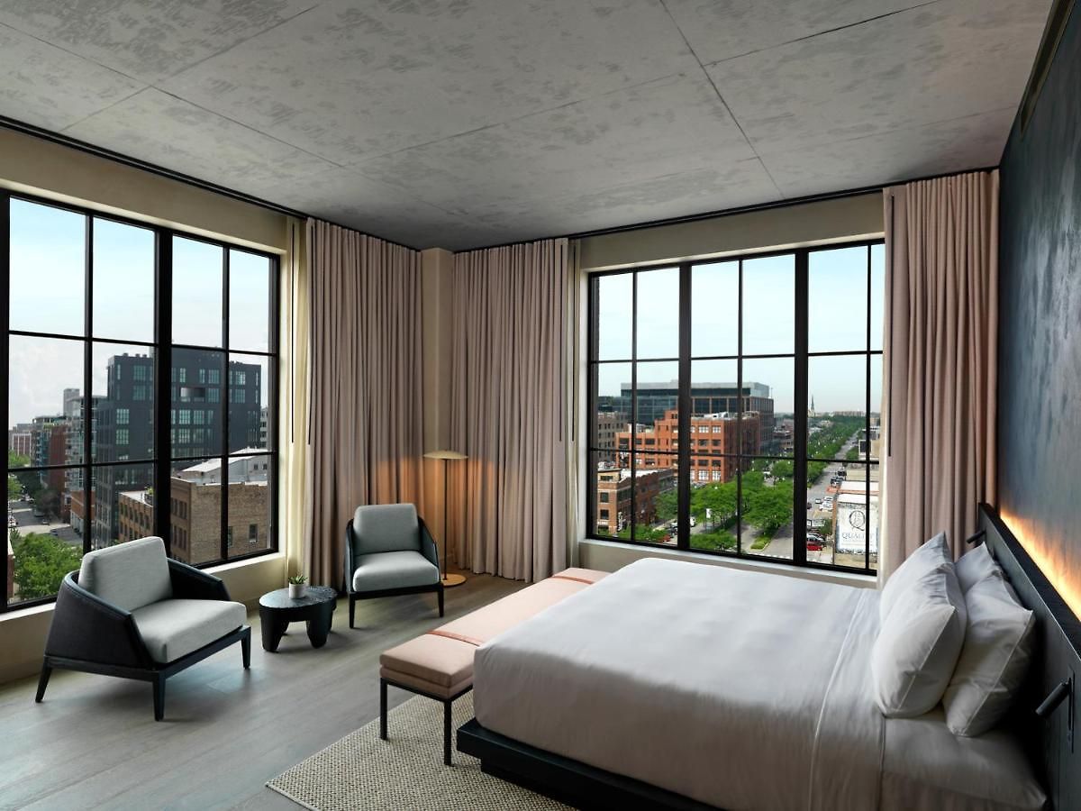 Nobu Hotel 5*