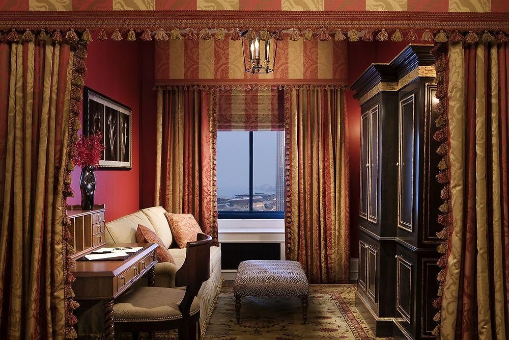 The Blackstone, Autograph Collection