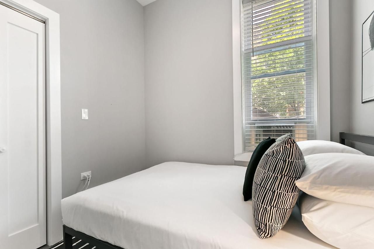 2br Comfy And Stylish In West Town - Erie 1r * Chicago