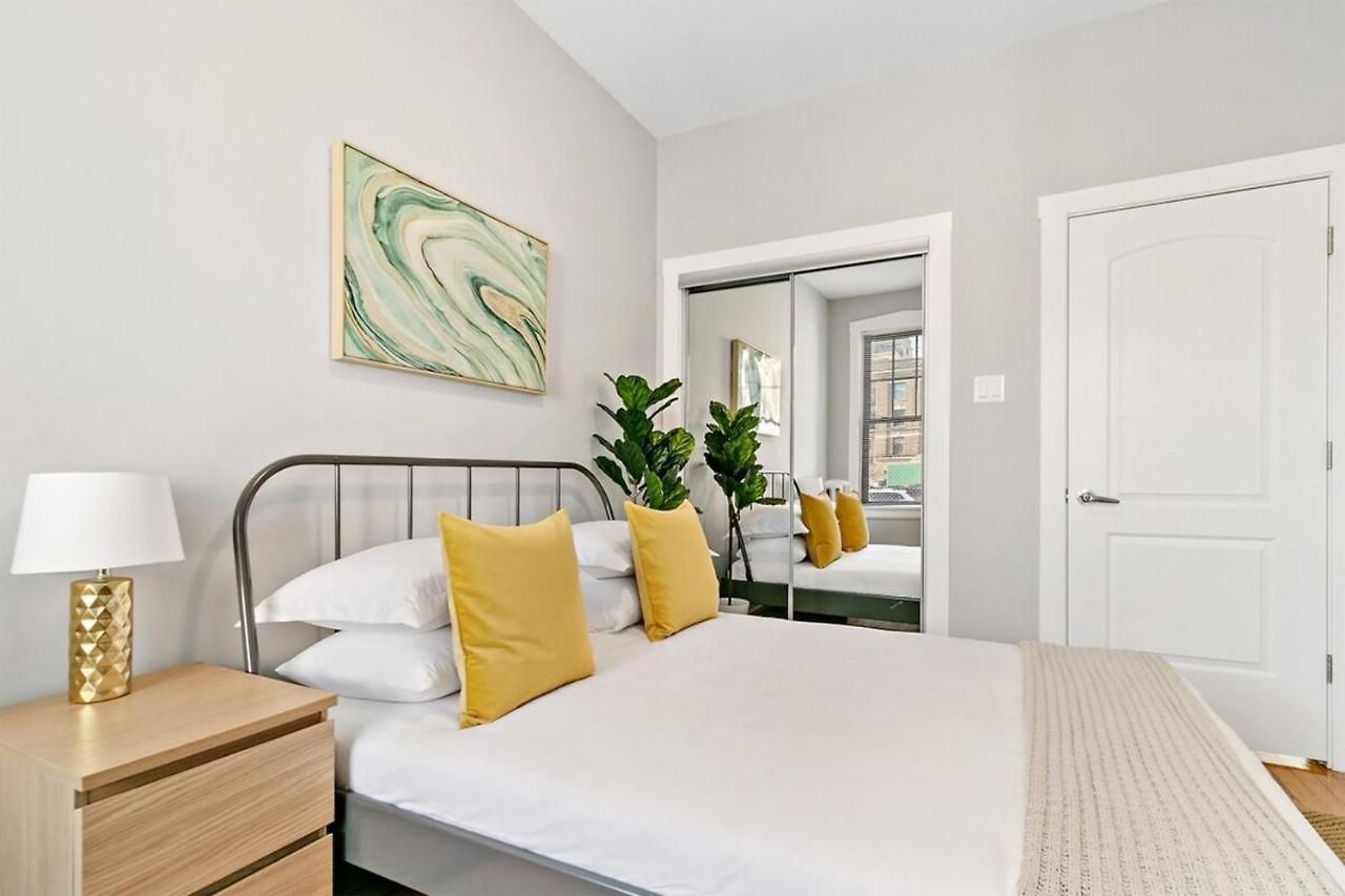 Newly Renovated 1br In Ideal Location - Belmont E1 * Chicago