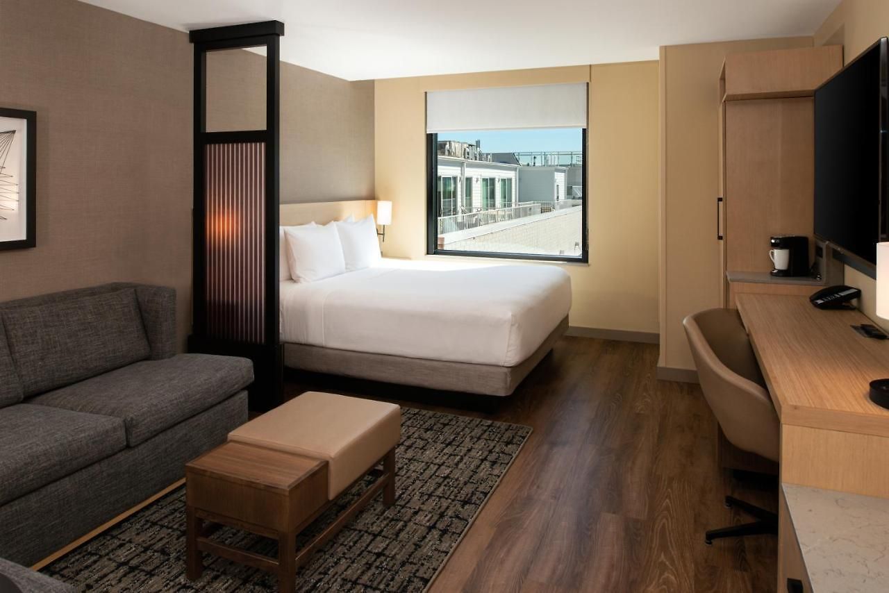 Hyatt Place Wicker Park Hotel 3*