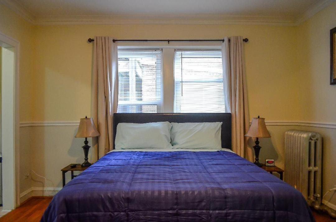 Cozy Near Wrigley Field And Boystown *