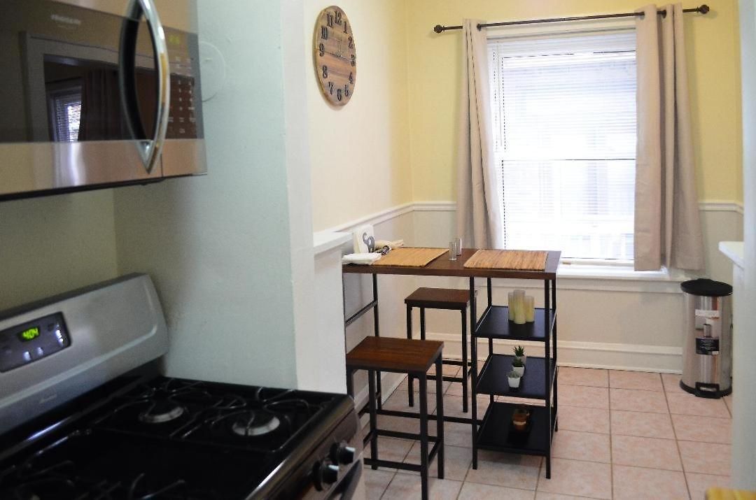 Apartment Cozy Near Wrigley Field And Boystown Chicago