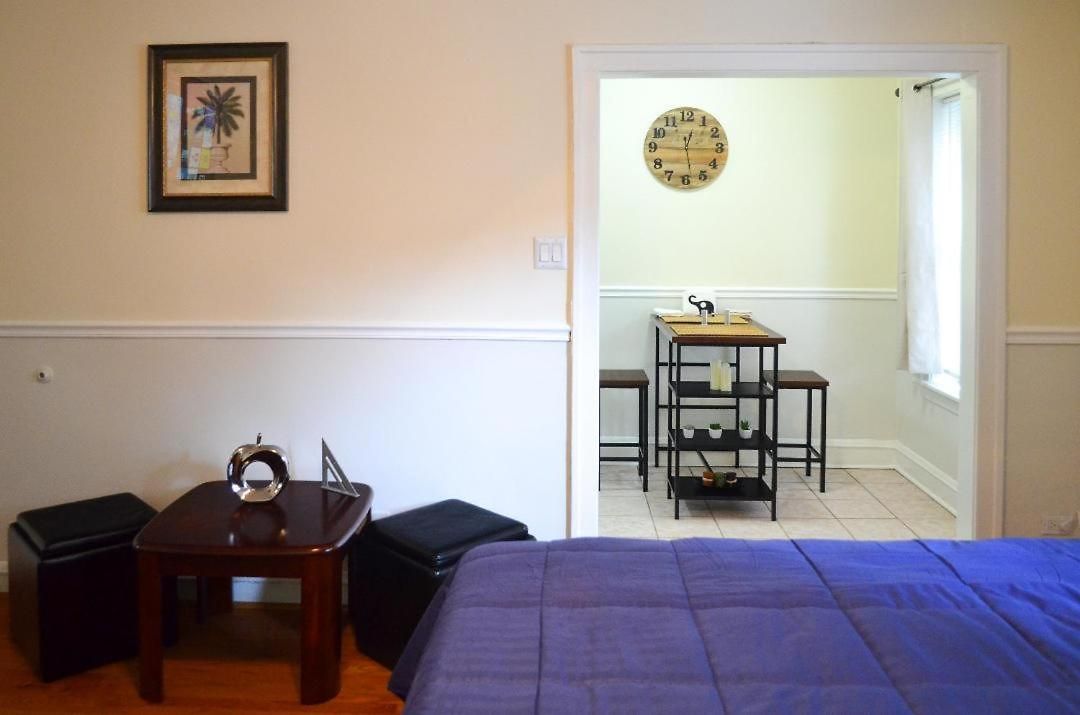 Apartment Cozy Near Wrigley Field And Boystown Chicago