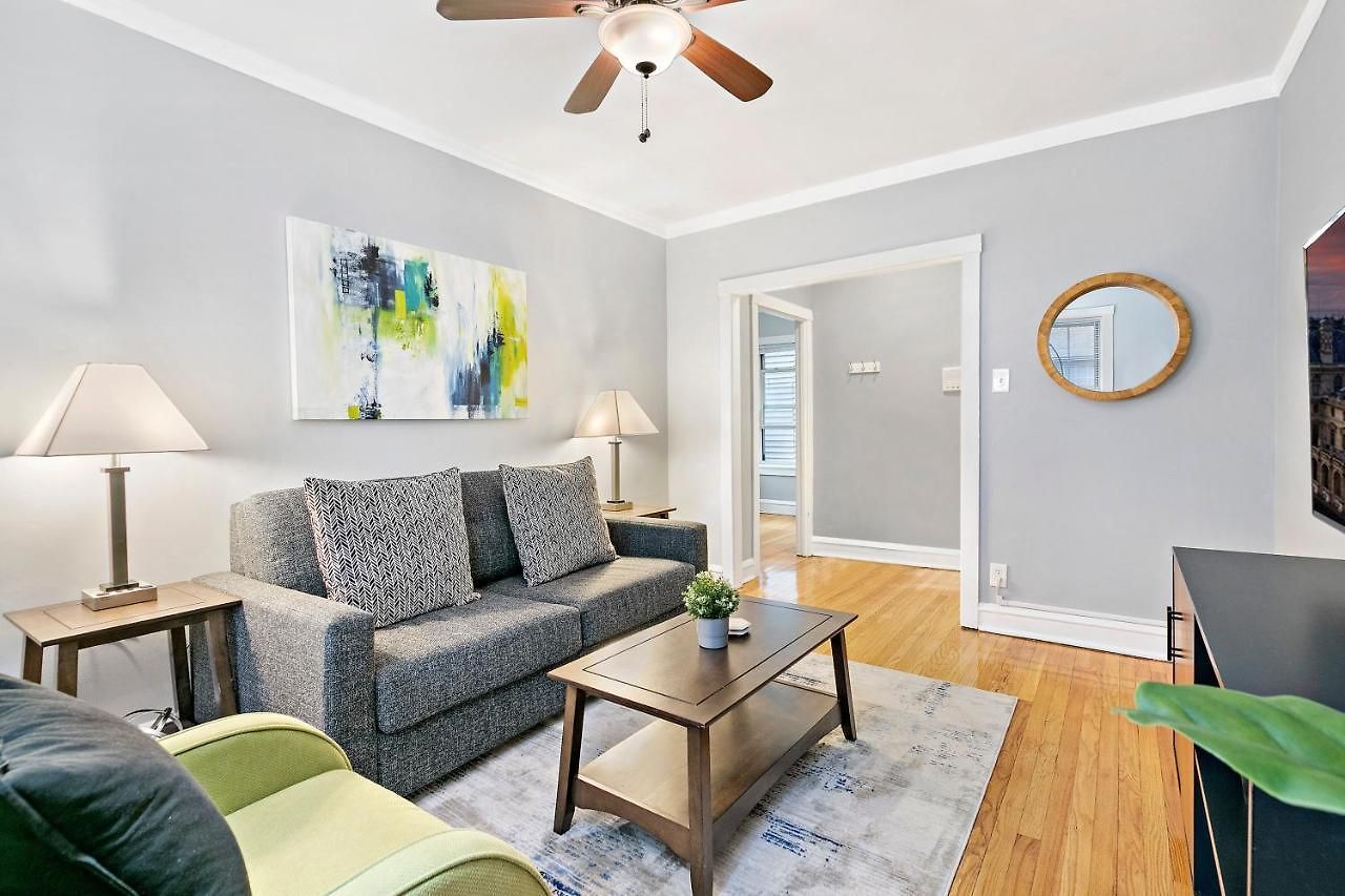Apartment 1-bedroom Cozy & Modish - Marshfield W2 Rep