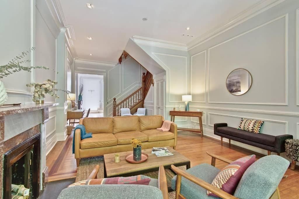 Historic Luxury Townhouse In Downtown * Chicago