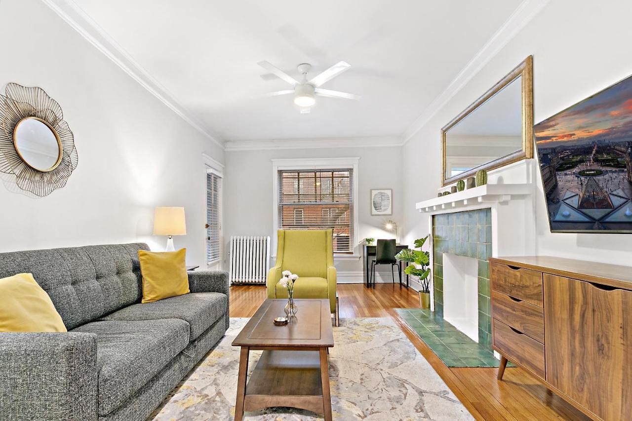 Apartment Indulging 2br In Festive Boystown - Buckingham 1 Chicago
