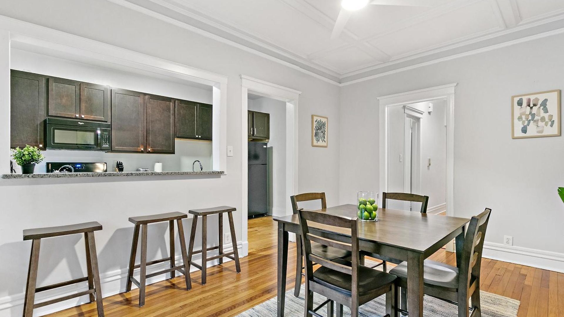Indulging 2br In Festive Boystown - Buckingham 1 Apartment Chicago