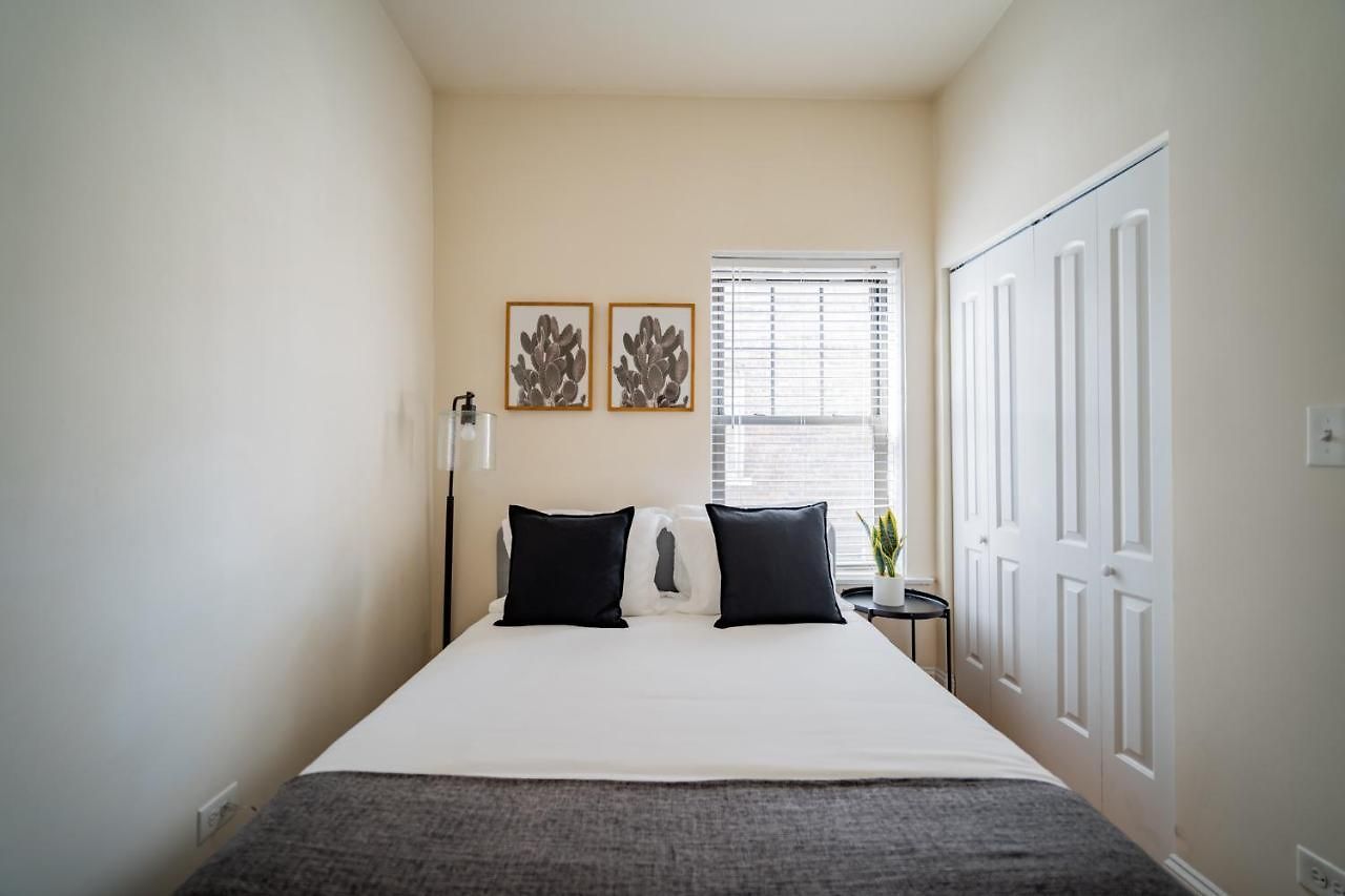3-bedroom Gem With In-unit Laundry - Lawndale 1 * Chicago