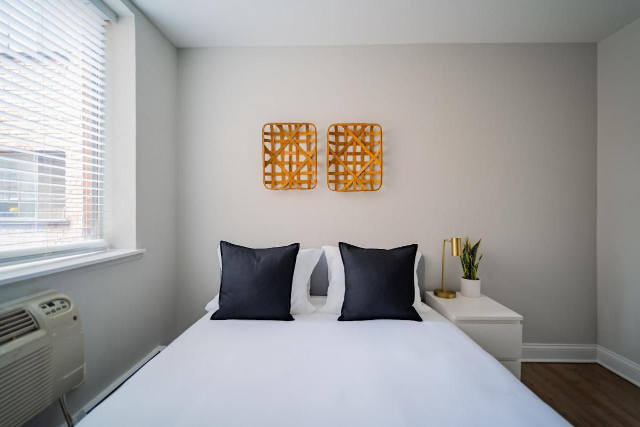 Apartment Comfy And Complete Near Boystown - Oakdale 317 Rep
