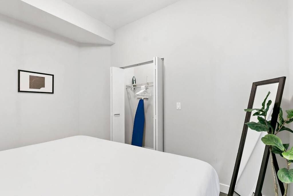 Apartment 2br Trendy Urban - Division 102w 202w 302w Rep