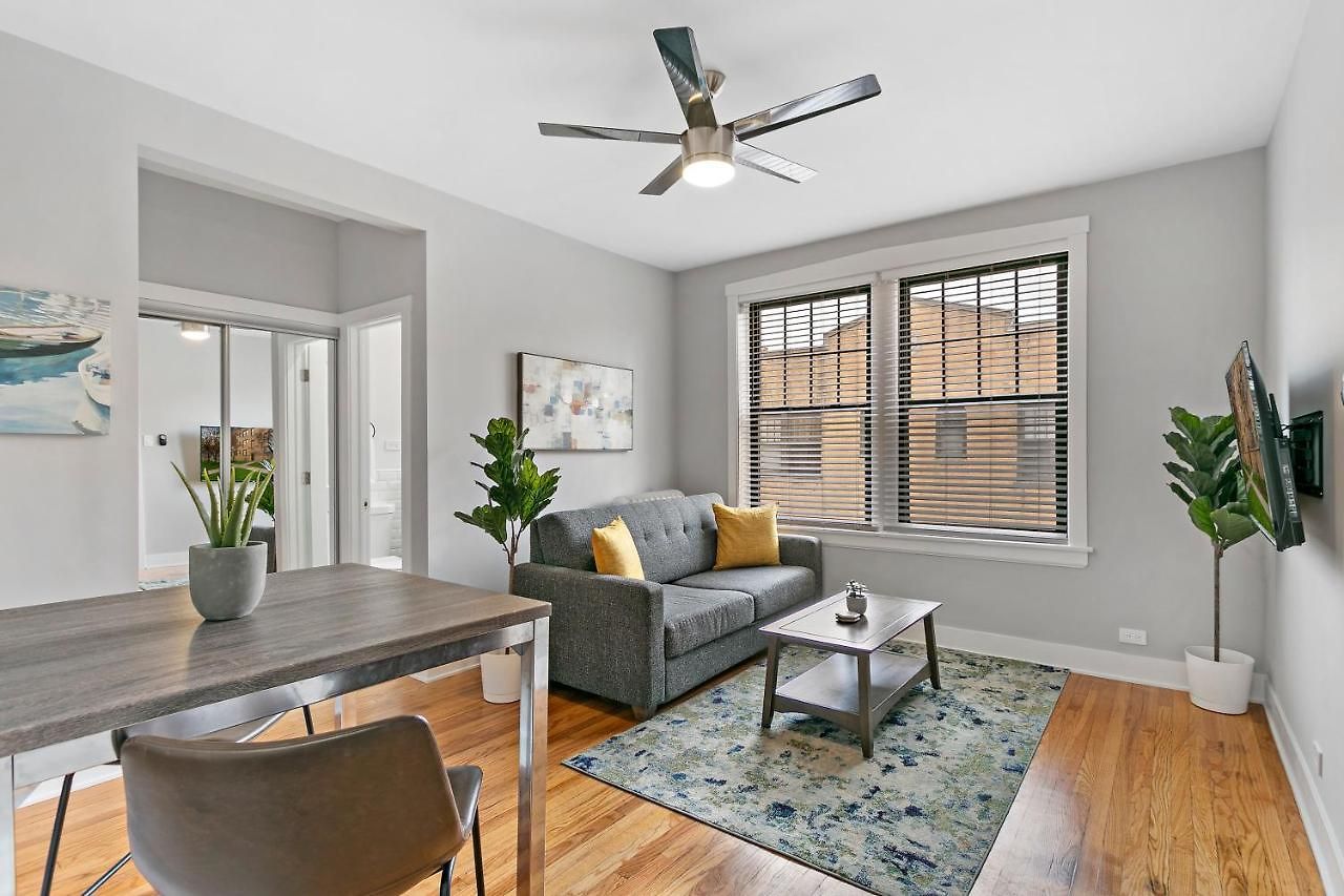1br Relaxing In Lakeview Close To Restaurants - Belmont H6