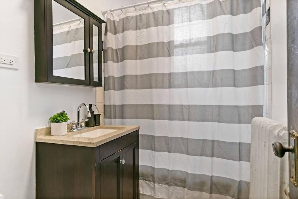 Well-furnished 1br In Popular Spot - Belmont J3