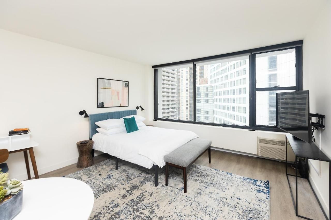 21 East - Chic Dt Apts With Rooftop By Zencity * Chicago