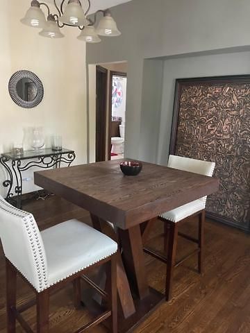 Clean, Spacious, Inexpensive Queen Br *
