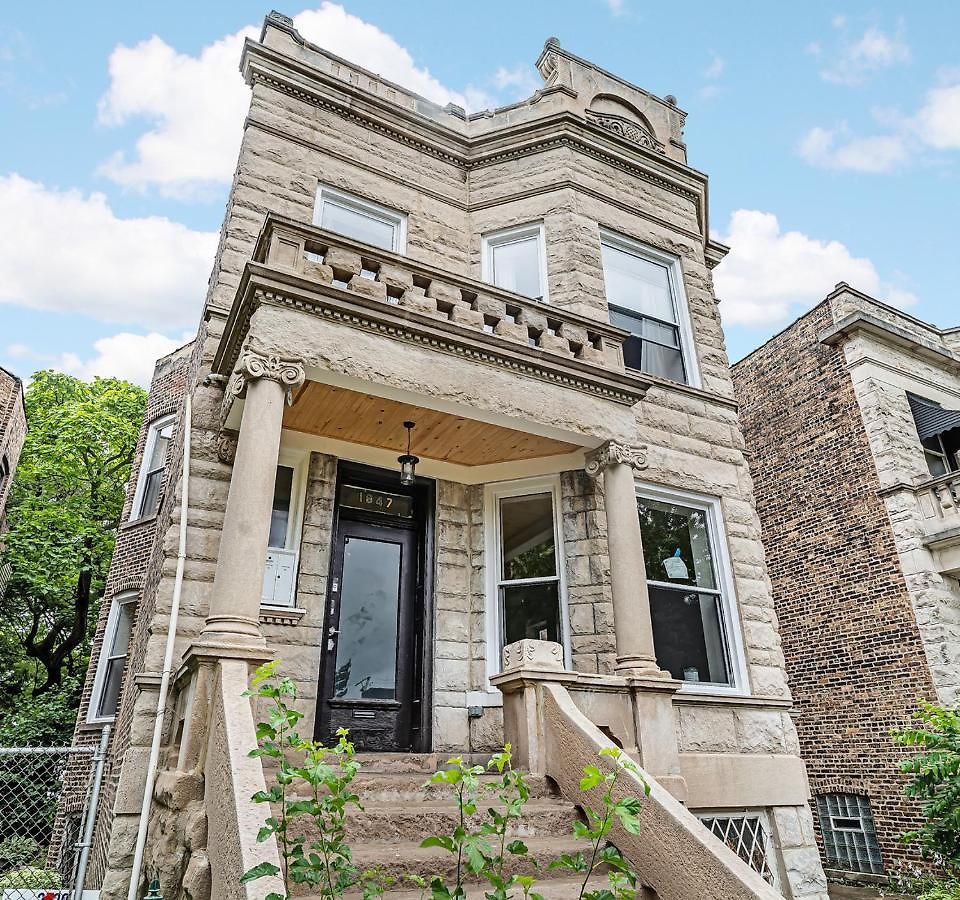 Apartment Spacious 5-br Next To Transit Free Parking *