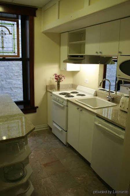 The Golden Arm (adults Only) Inn