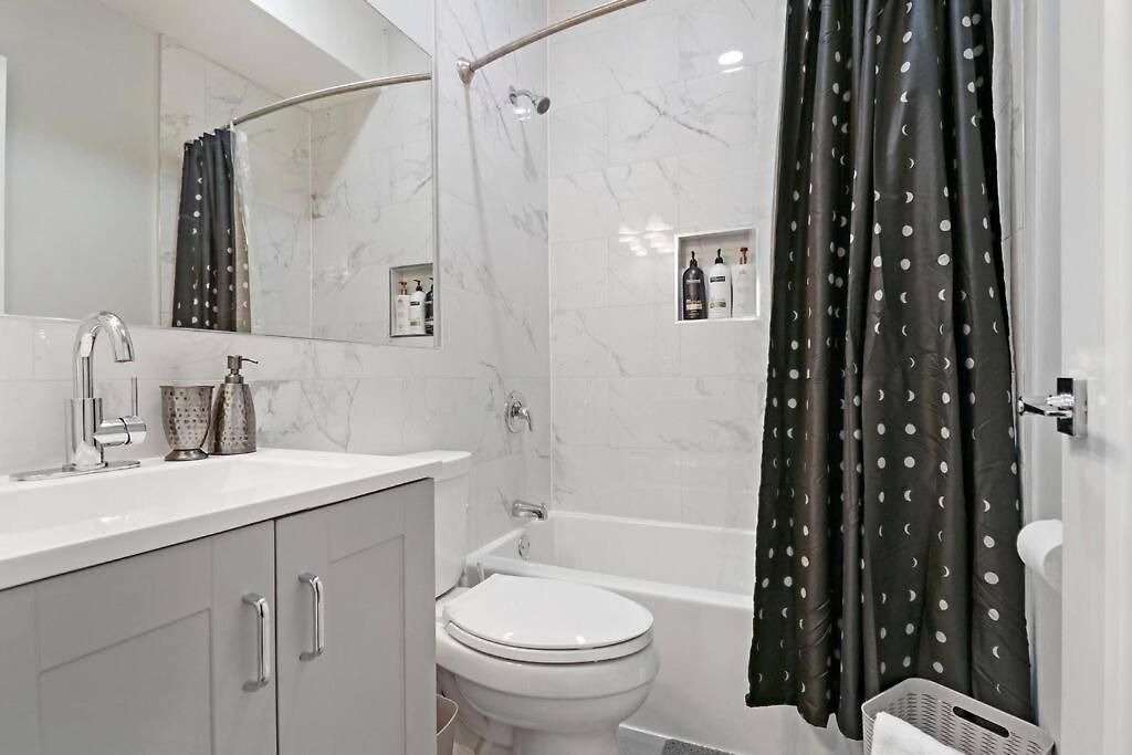 1br Deluxe Near Shops & Cafes - Ashland 1f Apartment *