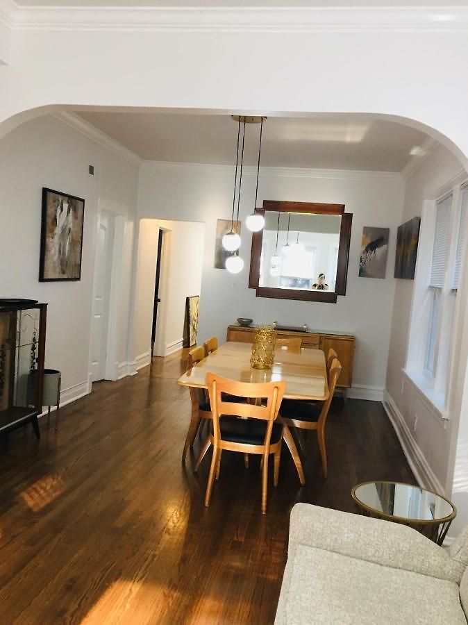 Logan Square Modern Apartment