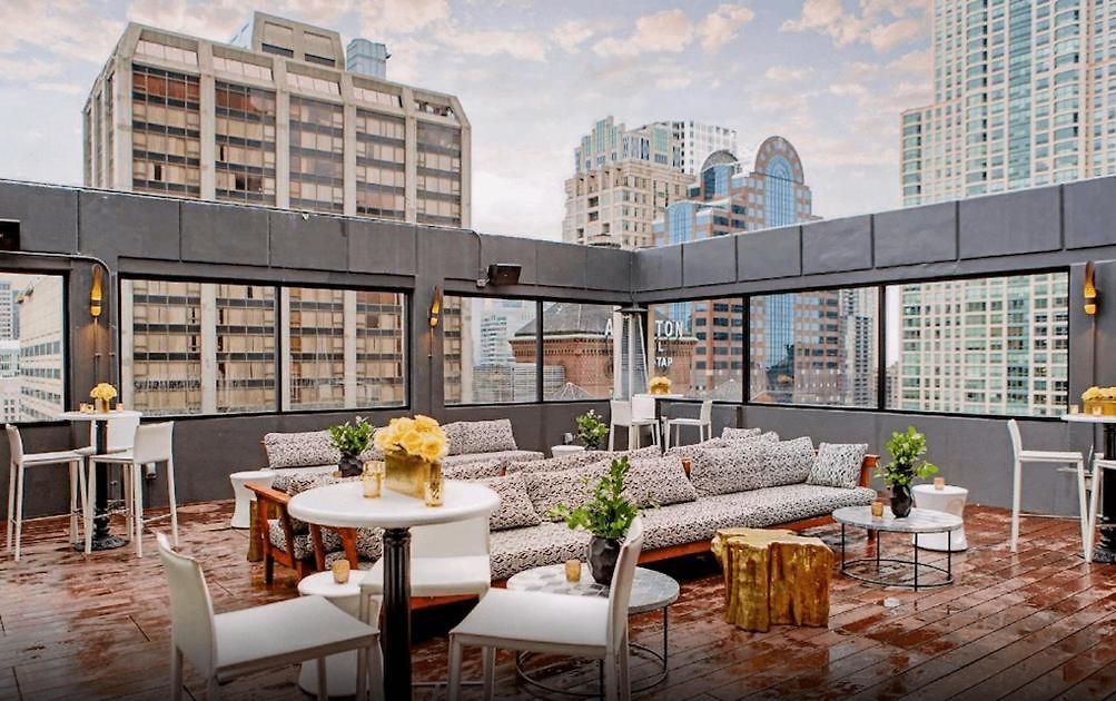 Hotel The Collection Magnificent Mile