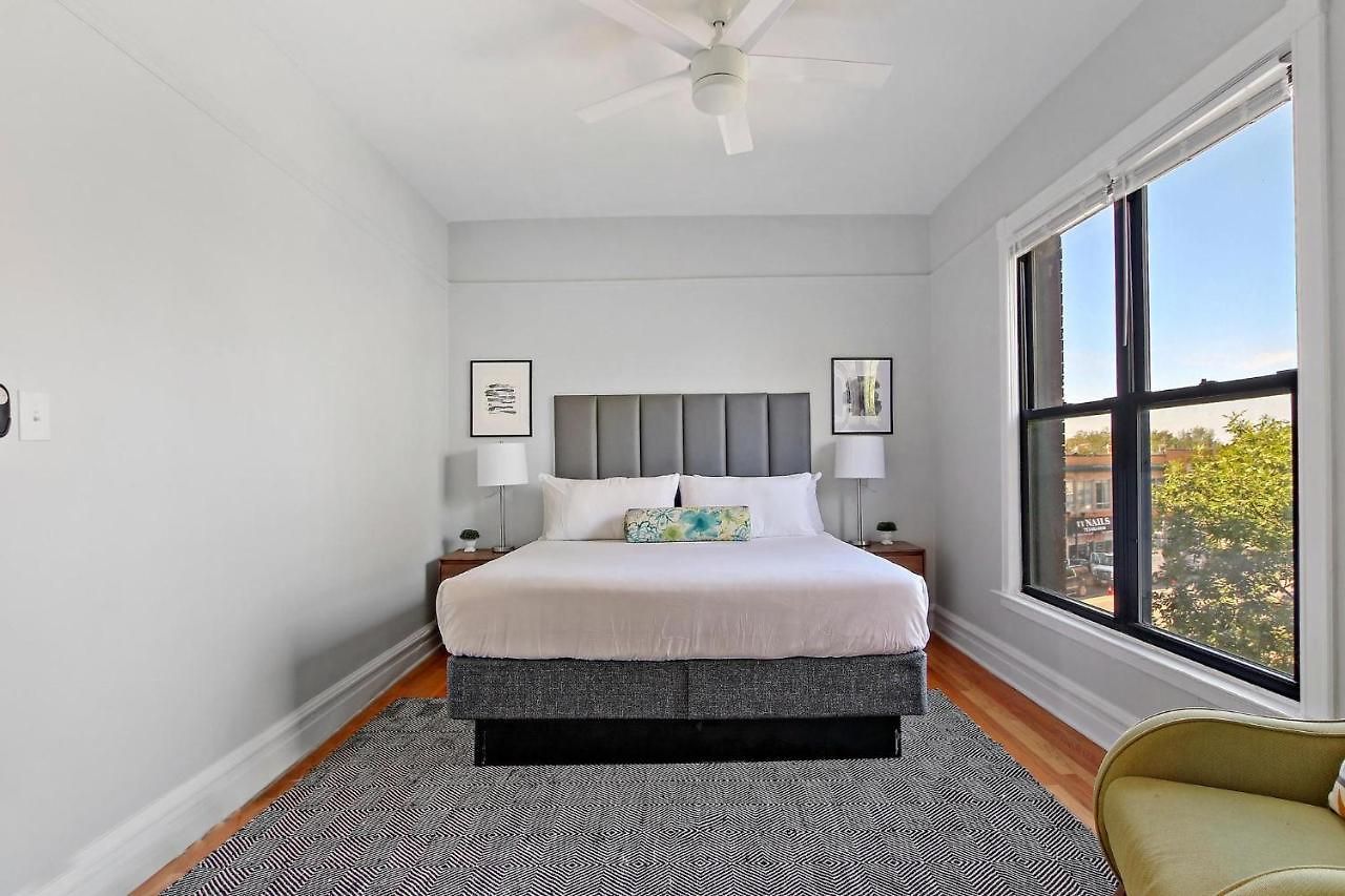 Comfy & Bright 3br Fully Furnished - Lincoln 3e Apartment