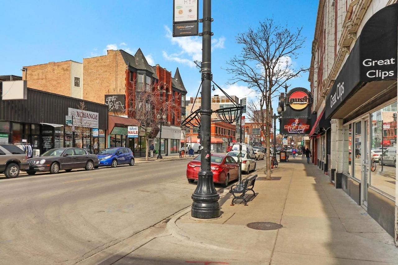 Splendid & Fully Furnished 1br - Broadway 204 Rep Apartment *